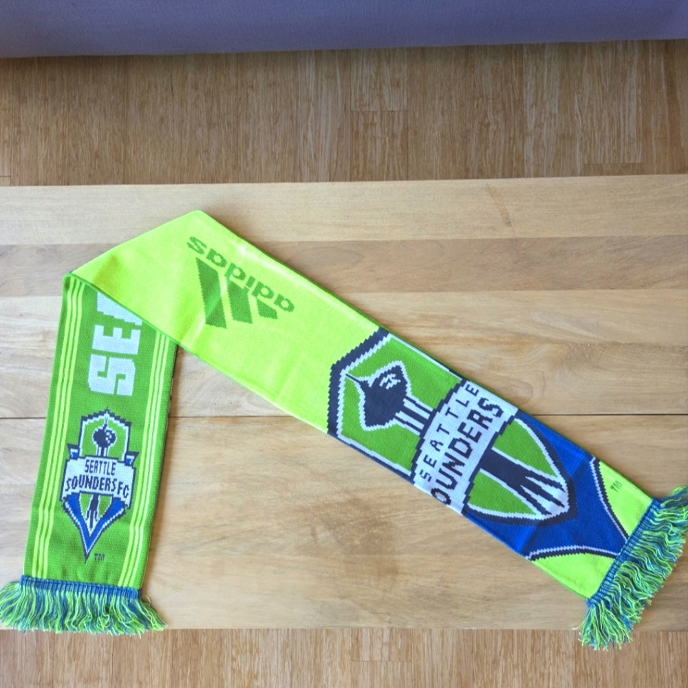 New Adidas Green and Blue Sounders FC Scarf
